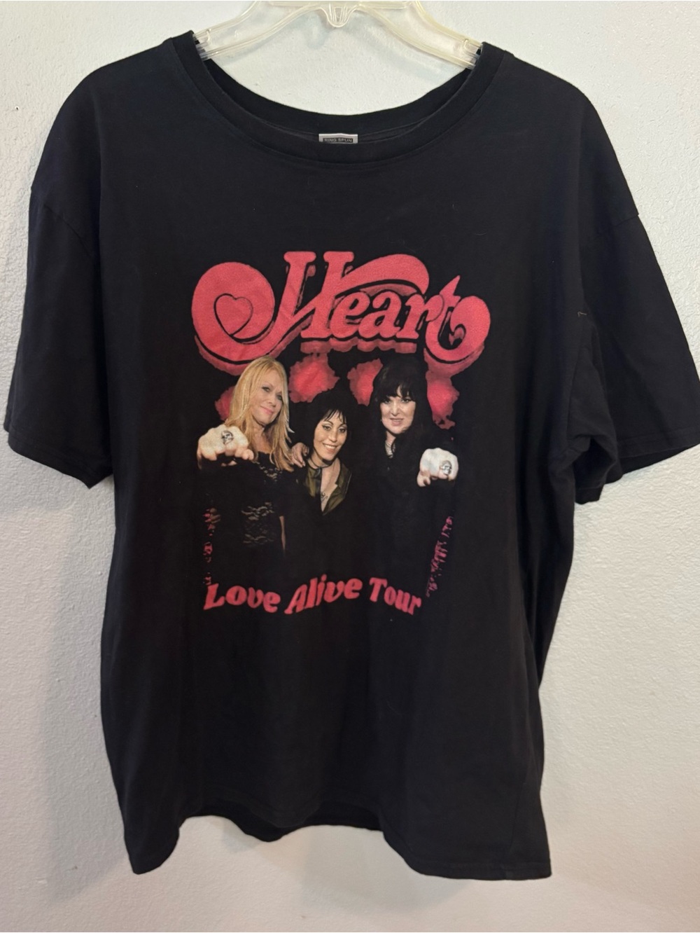 Heart Love Alive Tour 2019 T-Shirt Adult Unisex Size Large Black
